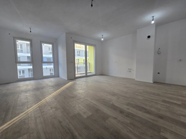 Tirane, shitet apartament 2+1+Ballkon Kati 6, 115.000 € (Univers City)