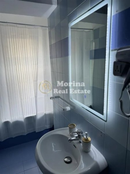 Tirane, jepet me qera apartament 1+1 Kati 3, 65 m² 450 € (Pazari i Ri)