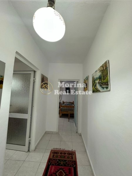 Tirane, jepet me qera apartament 1+1 Kati 1, 55 m² 350 € (Brryli)