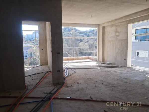 Tirane, shes apartament 1+1+Ballkon , 86 m² 188.500 € (Kopshti Botanik Zoologjik)