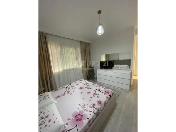 Tirane, jap me qera apartament 2+1+2 , 91 m² 650 € (Kodra e Diellit)