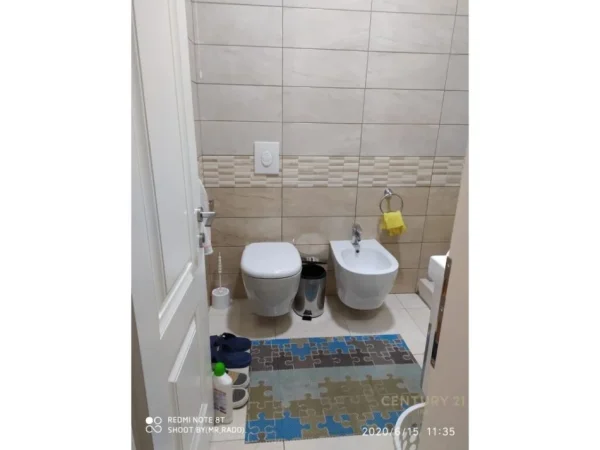 Tirane, jap me qera apartament 2+1 , 106 m² 700 € (Kodra e Diellit)