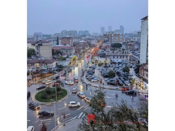 Tirane, shitet ambjent biznesi Kati 1, 144 m² 480.000 €