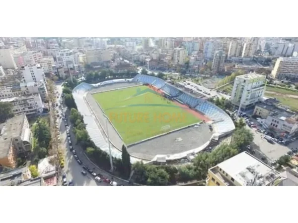 AMBIENT BIZNESI ME QERA, STADIUMI DINAMO