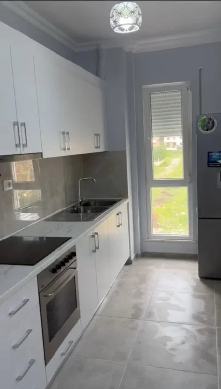 Tirane, shitet apartament 1+1+Ballkon Kati 3, 67 m² 95.000 € (ALI DEMI)