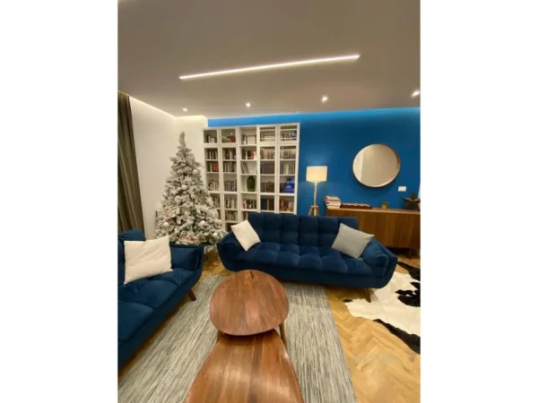 Tirane, shitet apartament 3+1+2 Kati 3, 128 m² 268.000 € (Rruga Elbasanit)