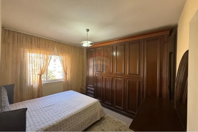 Tirane, shitet apartament 2+1 Kati 4, 93 m² 182.000 € (Vasil Shanto)