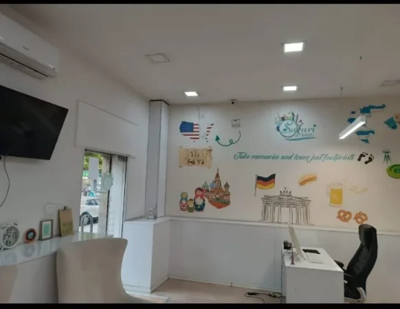 Tirane, jepet me qera ambjent biznesi Kati 0, 55 m² 800 € (RRUGA BARDHYL)