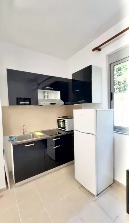 Tirane, shitet apartament 1+1+Aneks Kati 1, 50 m² 65.000 € (fresk)