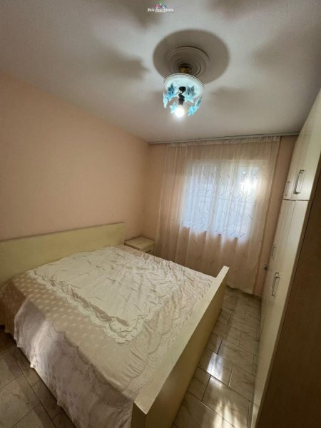 Tirane, jepet me qera Vile 1+1 Kati 1, 70 m² 500 € (selite)