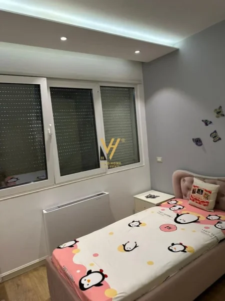 Tirane, shitet apartament 2+1+Ballkon Kati 3, 118 m² 240.000 € (RRUGA BARDHYL)