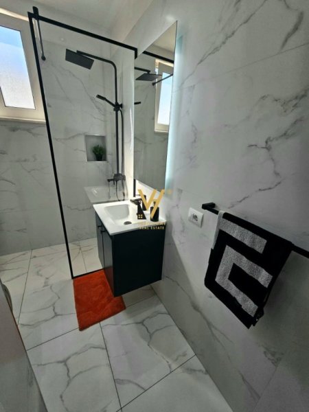 Tirane, jepet me qera apartament 1+1+Ballkon Kati 4, 70 m², 800 Euro (21 DHJETORI)