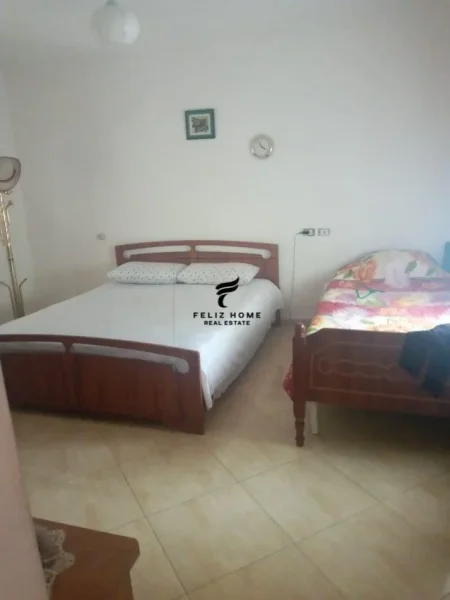 Vlore, shitet Vile 3+1+Aneks+Ballkon Kati 1, 400 m² 220.000 € (VLORE)