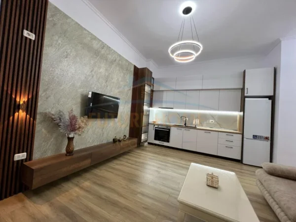 Tirane, shitet apartament 2+1+Ballkon Kati 1, 119 m² 145.000 € (UNAZA RE)   UNA50191
