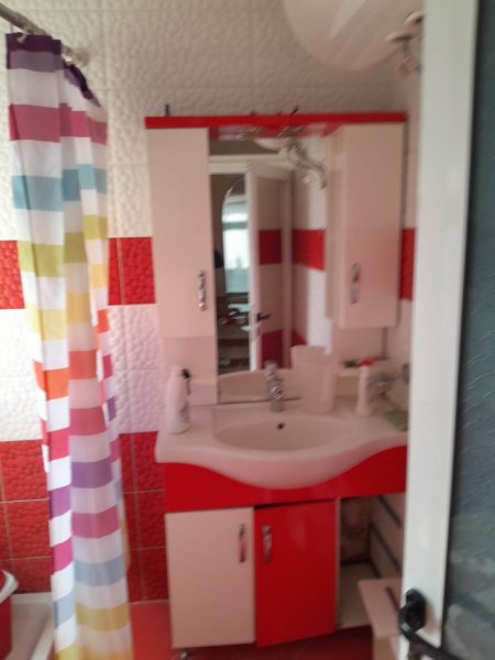 Tirane, jepet me qera apartament 2+1 Kati 5, 70 m² 510 € (RRUGA BARDHYL)