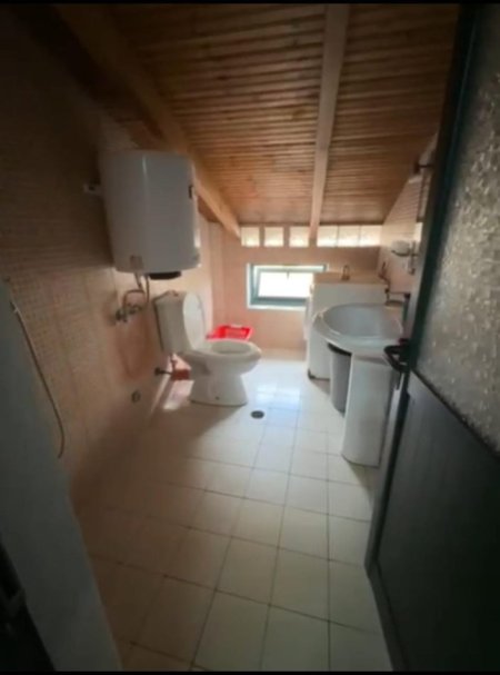 Tirane, jap me qera apartament 1+1+Ballkon Kati 5, 68 m² 510 € (RRUGA E DURRESIT)