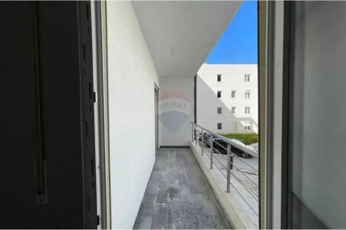 Tirane, shitet apartament 2+1+Aneks+Ballkon Kati 3, 91 m² 100.980 € (rruga Thesarit)