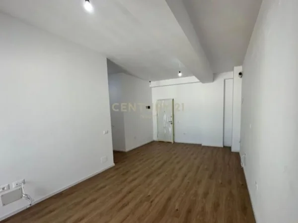 Tirane, shitet apartament 2+1+Aneks+Ballkon Kati 7, 89 m² 142.000 € (Neom109900)