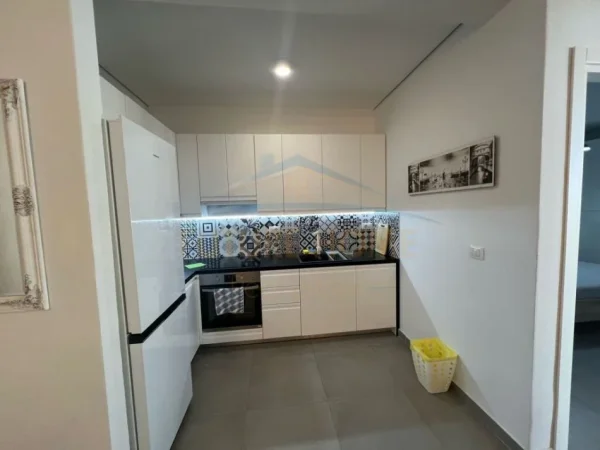 Durres, shitet apartament 2+1 Kati 2, 105 m² 300.000 € ("San Pietro Residences" , Gjiri Lalzit)