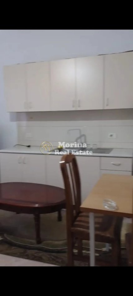 Tirane, jepet me qera apartament 1+1 Kati 1, 55 m² 55 € (Vasil Shanto)
