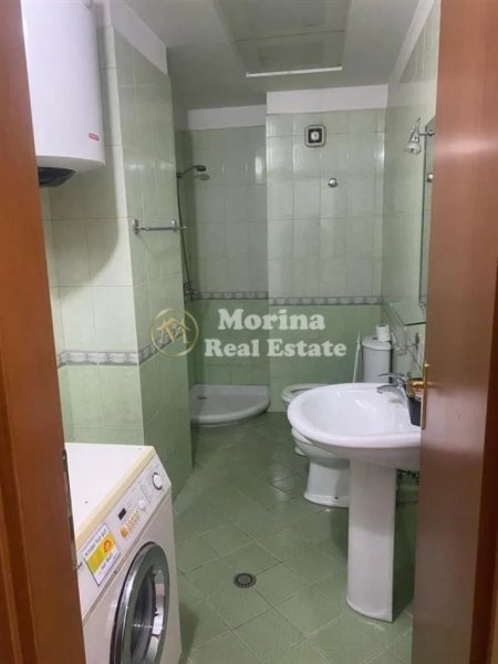 Tirane, jepet me qera apartament 1+1 Kati 5, 65 m² 550 € (Rruga Kavajes)