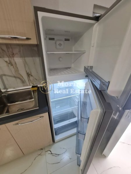 Tirane, jepet me qera apartament 1+1 Kati 1, 70 m² 350 € (Kinostudio)