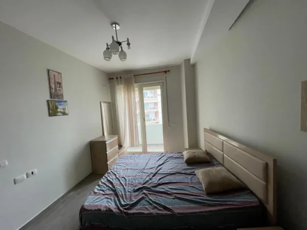 Tirane, shitet apartament 2+1 Kati 3, 112 m² 201.000 € (Liqeni thate)