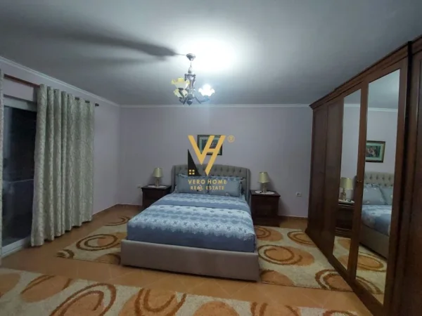 Tirane, jepet me qera shtepi 1 Katshe Kati 1, 100 m² 800 € (SELITE)