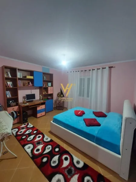 Tirane, jepet me qera shtepi 1 Katshe Kati 1, 100 m² 800 € (SELITE)