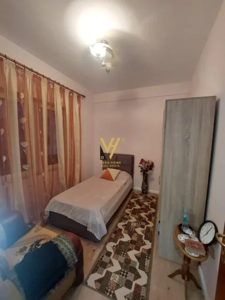 Tirane, jepet me qera shtepi 1 Katshe Kati 1, 100 m² 800 € (SELITE)