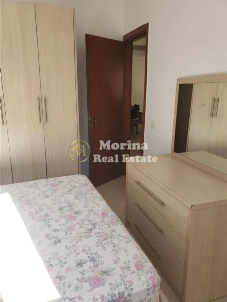 Tirane, jepet me qera apartament 2+1 Kati 2, 145 m² 550 € (Fusha Aviacionit)