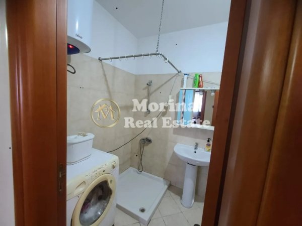 Tirane, jepet me qera apartament 1+1 Kati 7, 70 m² 400 € (Kinostudio)
