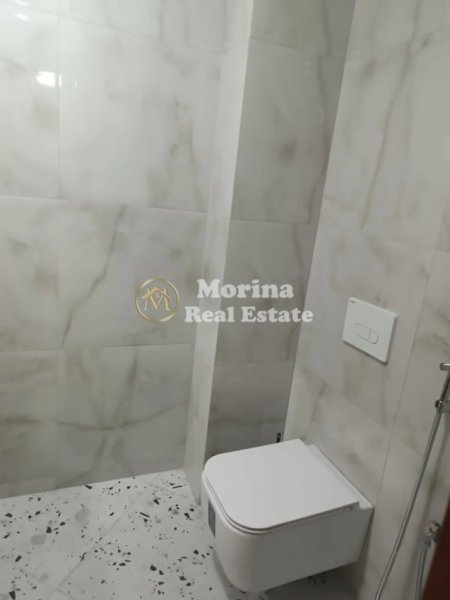 Tirane, jepet me qera apartament 2+1 Kati 2, 125 m² 700 € (Qender)