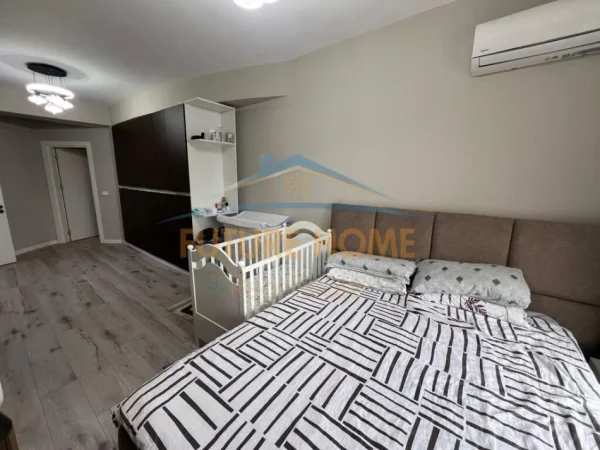 Tirane, shitet apartament 3+1 Kati 2, 241 m² 369.000 € (Rezidenca Kodra e Diellit 2)