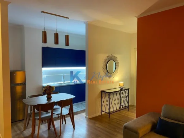 Shqiperi, jap me qera apartament 1+1+Ballkon Kati 2, 70 m² 750 € (KOMPLEKSI DELIJORGJI)