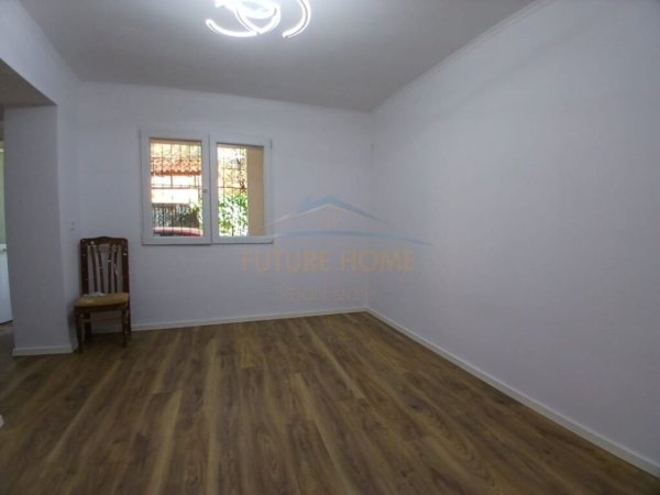 Tirane, shitet apartament 2+1 Kati 1, 70 m² 128.000 € (Tregu Elektrik)