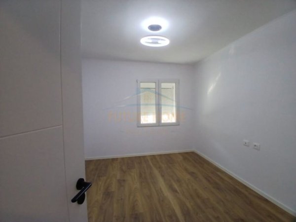 Tirane, shitet apartament 2+1 Kati 1, 70 m² 128.000 € (Tregu Elektrik)