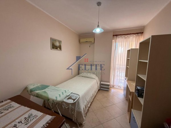 Tirane, jepet me qera apartament 3+1+Ballkon Kati 7, 125 m² 900 € (Mujo Ulqinaku)