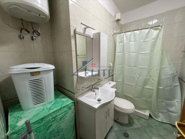 Tirane, jepet me qera apartament 3+1+Ballkon Kati 7, 125 m² 900 € (Mujo Ulqinaku)
