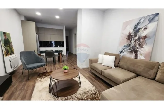 Tirane, shitet apartament 2+1+Ballkon Kati 5, 128 m² 400.000 € 