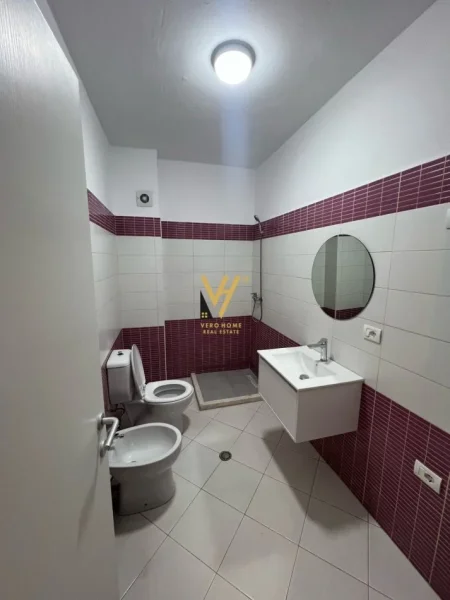 Durres, shitet apartament 1+1+Ballkon Kati 2, 64 m² 76.000 € (SHKEMBI I KAVAJES)