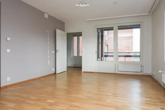 Tirane, jepet me qera zyre Kati 2, 102 m² 800 € (pazari i ri)