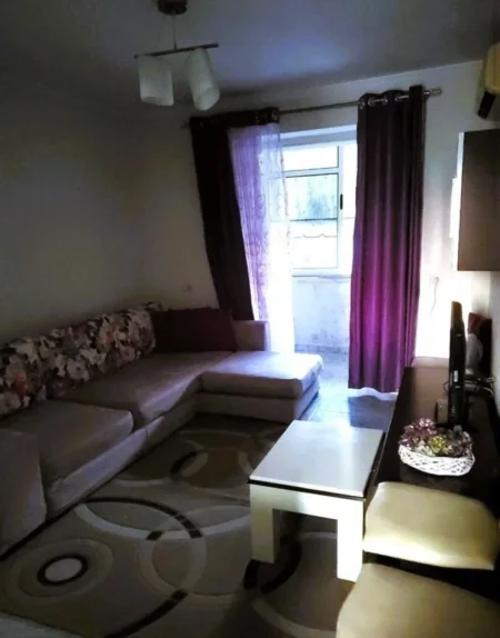 Tirane, shitet apartament 1+1 Kati 3, 53 m² 68.000 € (Shkolla Ramazan Jarani)
