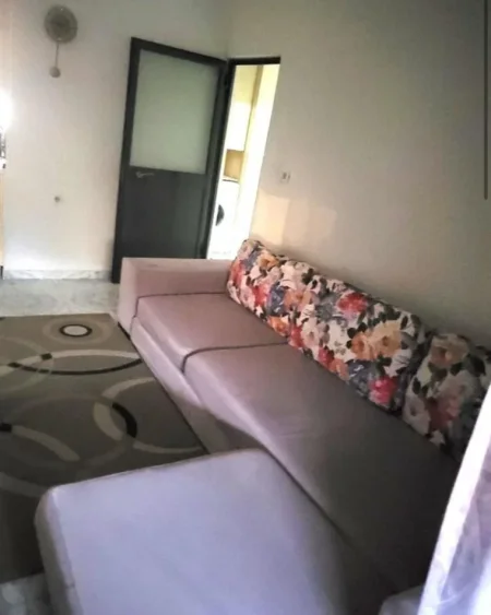 Tirane, shitet apartament 1+1 Kati 3, 53 m² 68.000 € (Shkolla Ramazan Jarani)