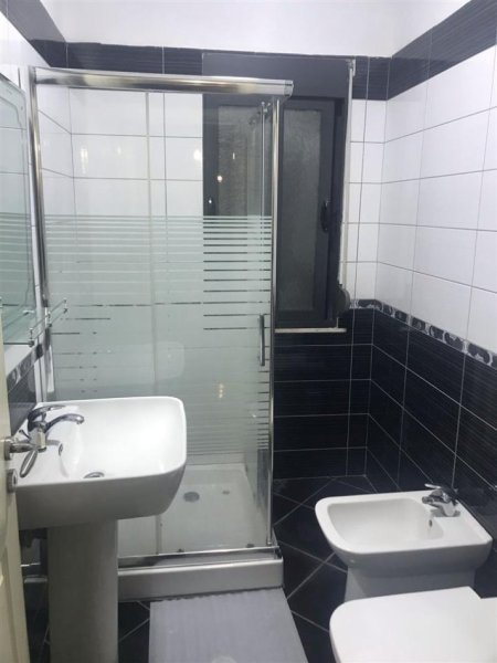 , jepet me qera apartament 2+1 Kati 4, 93 m² 460 € (yzberisht)