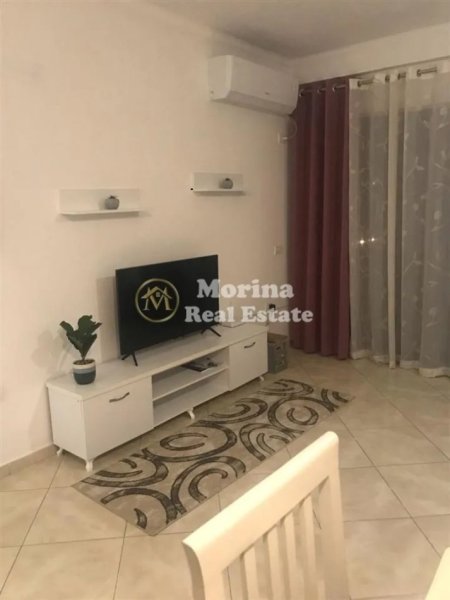 Tirane, jepet me qera apartament 2+1 Kati 4, 95 m² 450 € (Yzberisht)