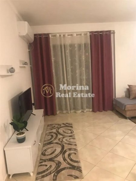 Tirane, jepet me qera apartament 2+1 Kati 4, 95 m² 450 € (Yzberisht)
