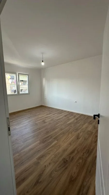 Tirane, shitet apartament 2+1 Kati 4, 75 m² 148.000 € (Ndre Mjeda)