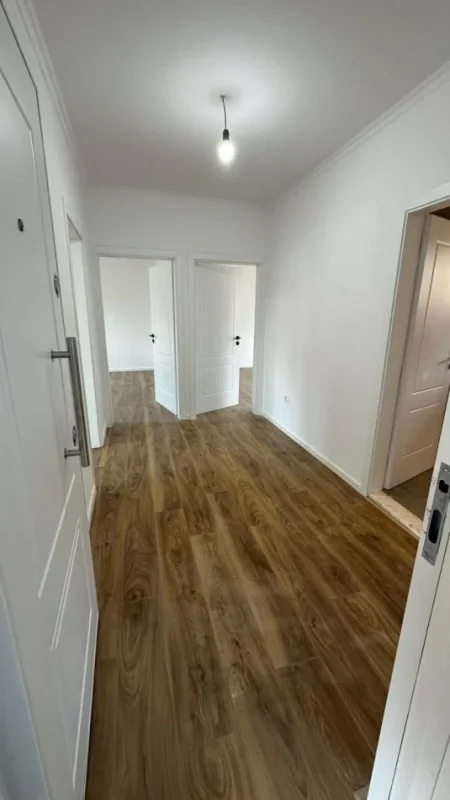 Tirane, shitet apartament 2+1 Kati 4, 75 m² 148.000 € (Ndre Mjeda)