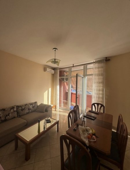 Tirane, jepet me qera apartament 1+1+Ballkon Kati 5, 75 m² 450 € (Don bosko te golden day)